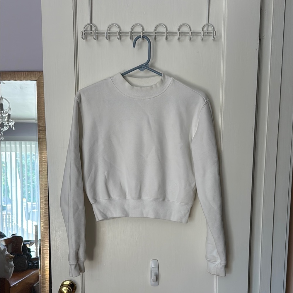 Aritzia Tna Cozy AF Fleece Cropped Sweatshirt